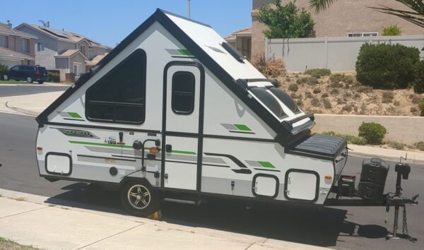 2021 Rockwood Hardwall A122S