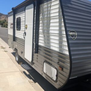 2022 Coleman Dutchmen 17BH (Sleeps 5)